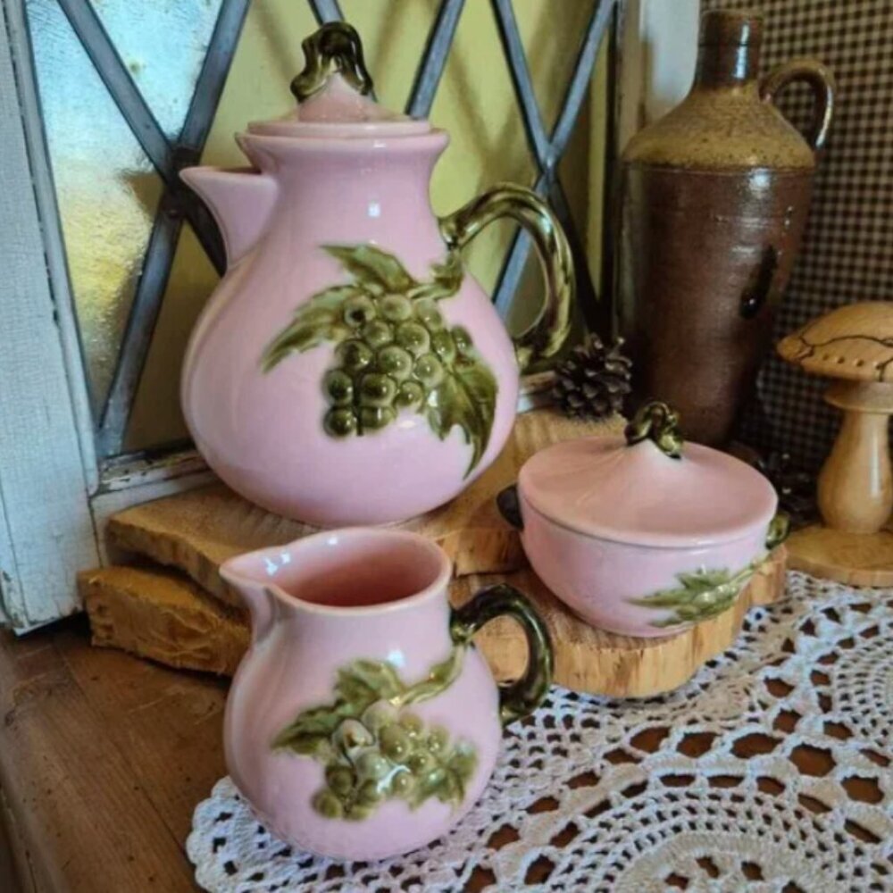 HULL POTTERY Tuscany Tokay 50s Vintage Pink & Green Vines Tea Set - Picture 3 of 16